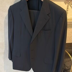 Brioni Men’s Suit